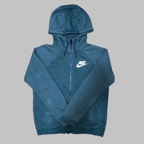 Nike Sweater - Picture 3 of 3